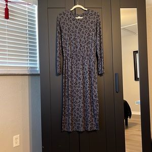 ☀️ 3 / $15 Sale ☀️ Old Navy Soft Comfy dress New without tag